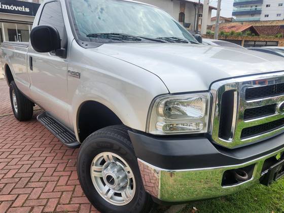 FORD F-250 3.9 XLT MAX POWER 4X4 CS DIESEL 2P MANUAL